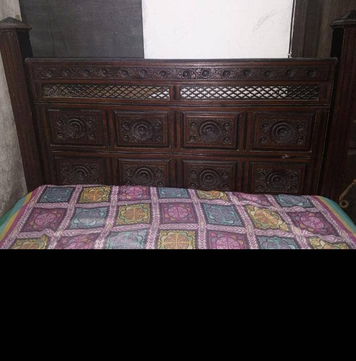 Chinioti Bed 2