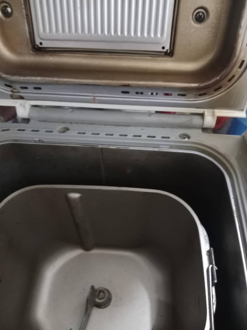 imported Panasonic sd253 bread maker 7
