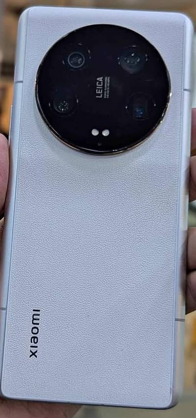 Xiaomi 13 Ultra