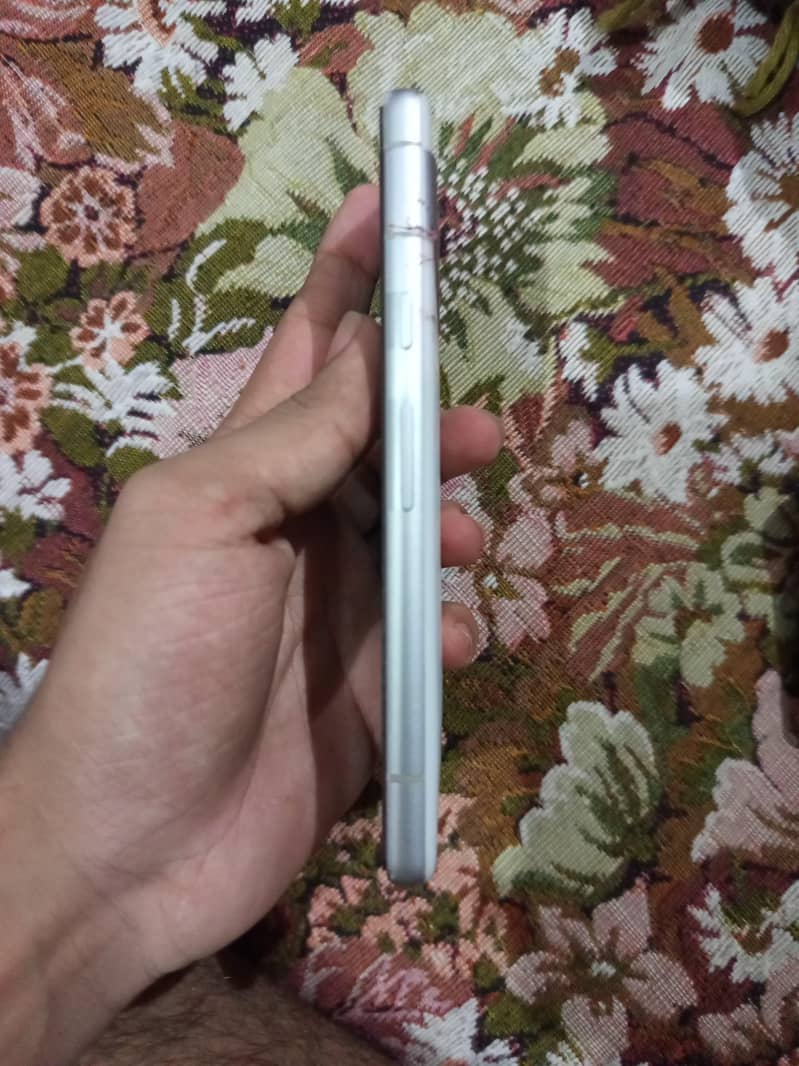 Google Pixel 7a 3