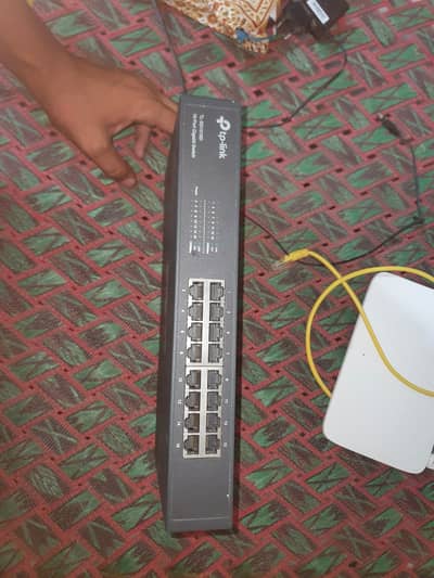 Tp link switch 16 PORTS GIGABIT NON POE