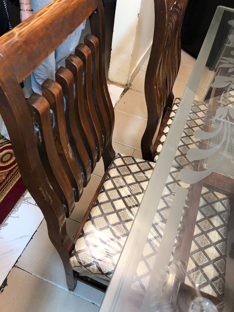 Dining Table 0