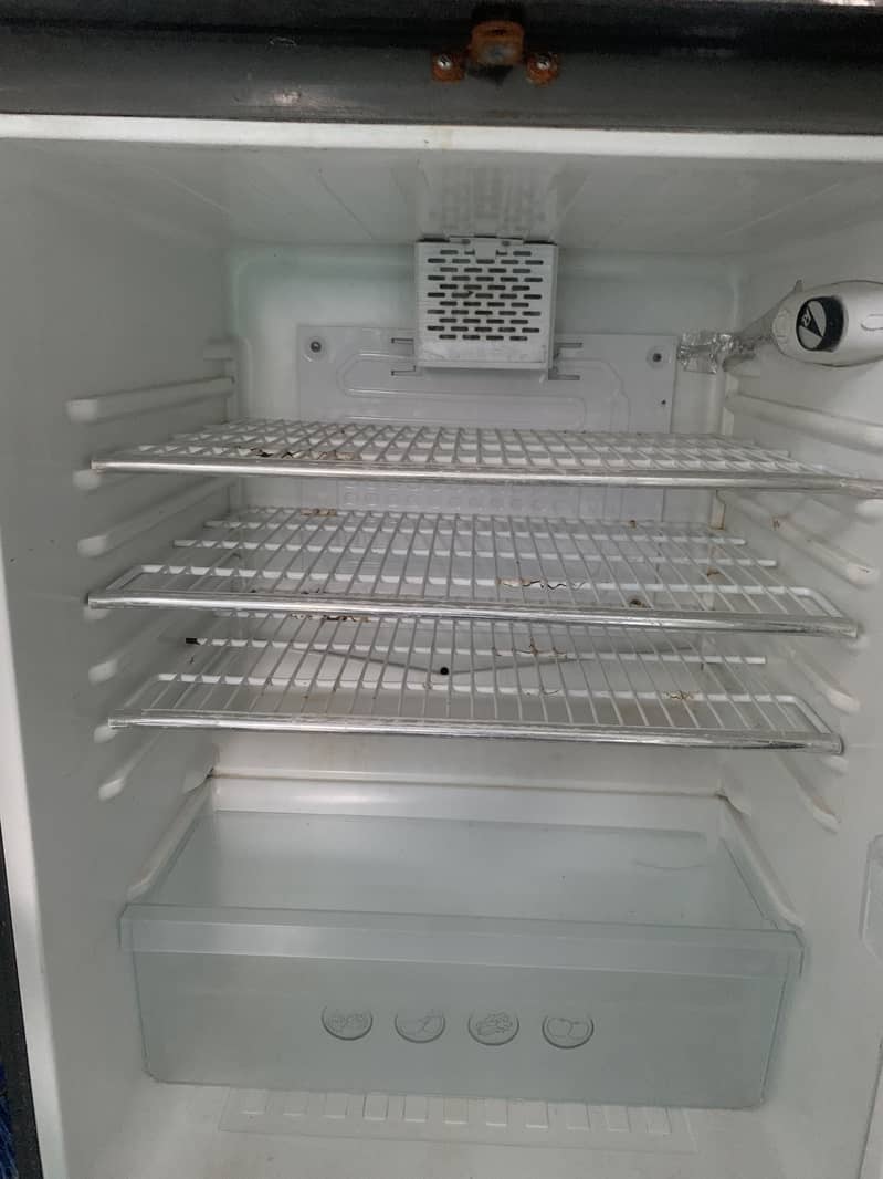 Fridge 18