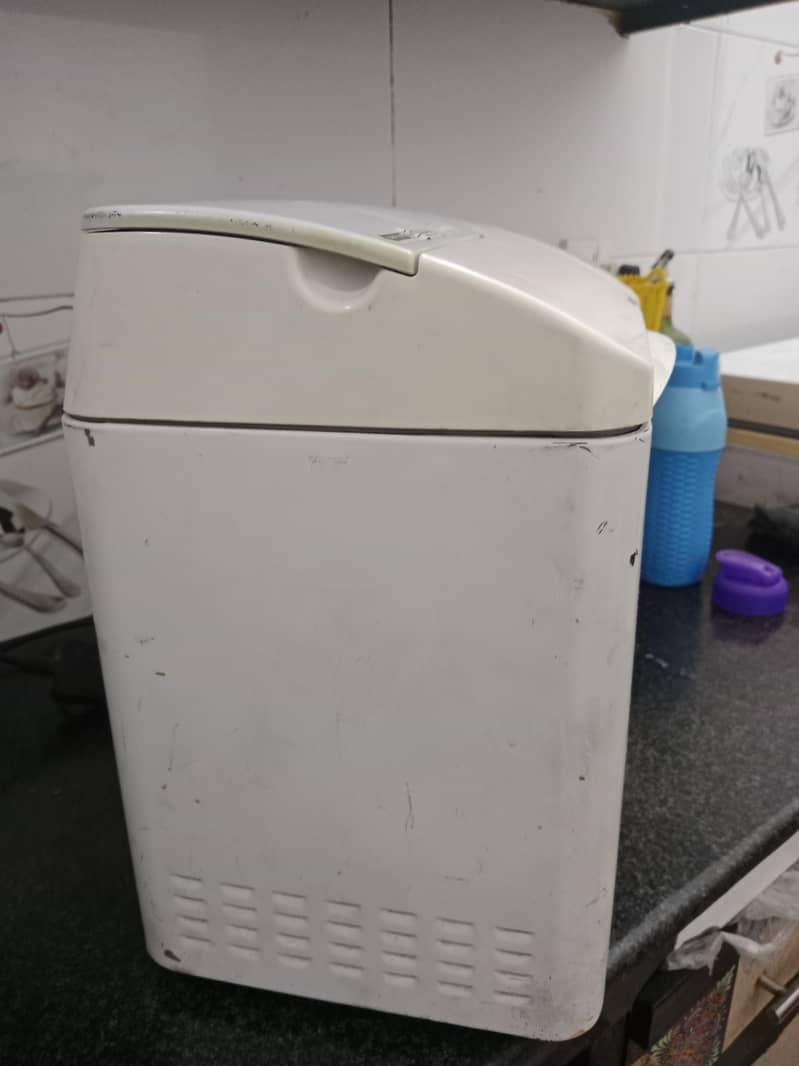 Panasonic sd253 automatic bread maker 2