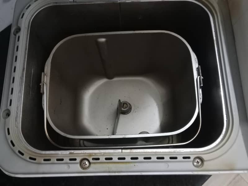 Panasonic sd253 automatic bread maker 7