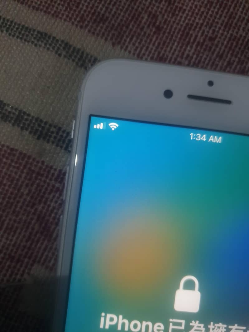 Apple iPhone 8 5