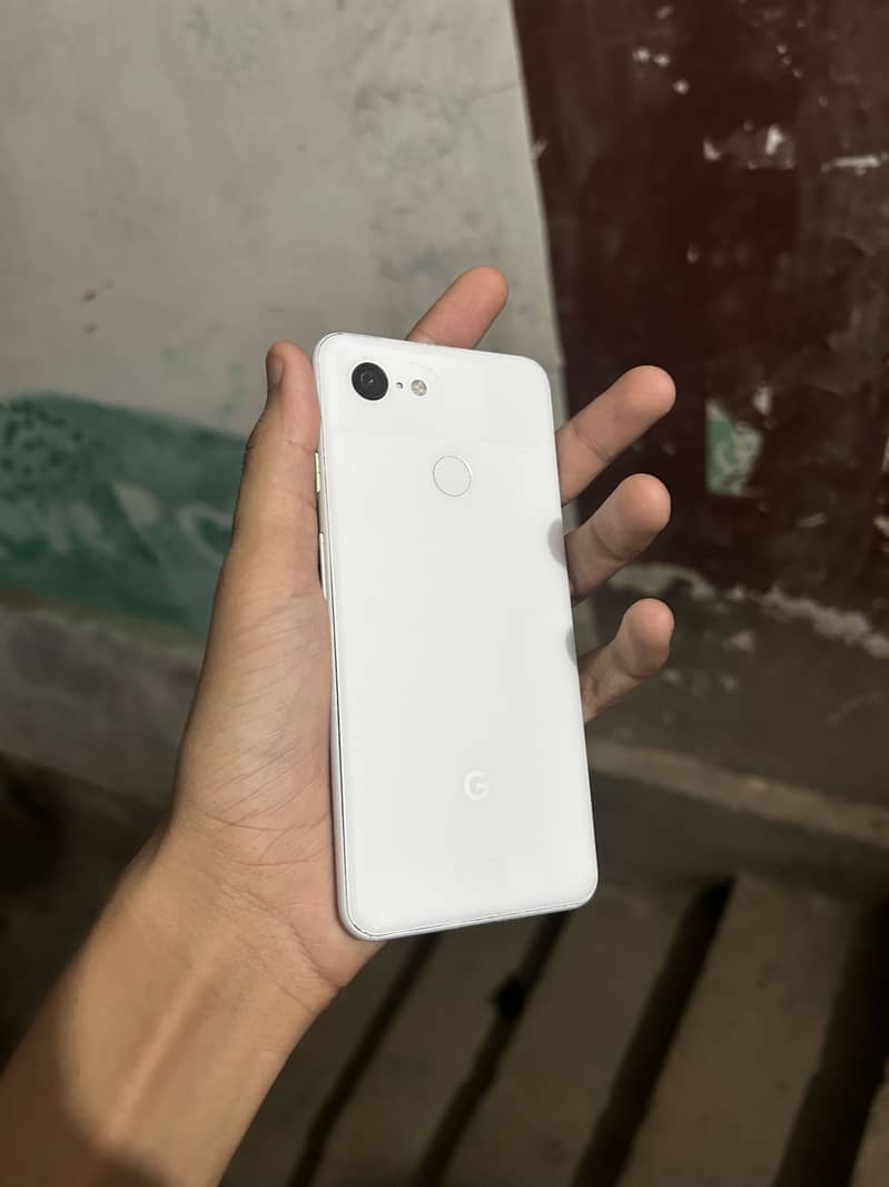 Google Pixel 3 5