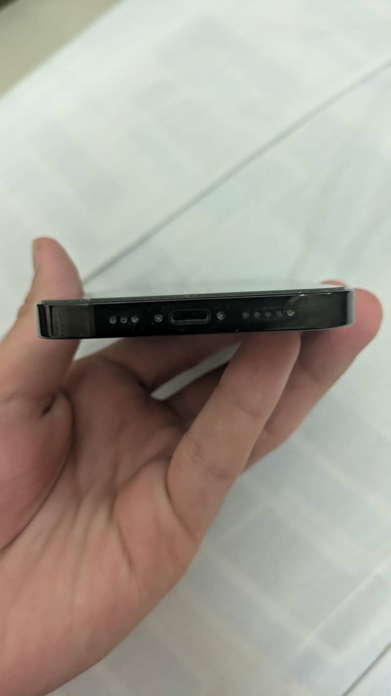 Apple iPhone 14 Pro Max 1