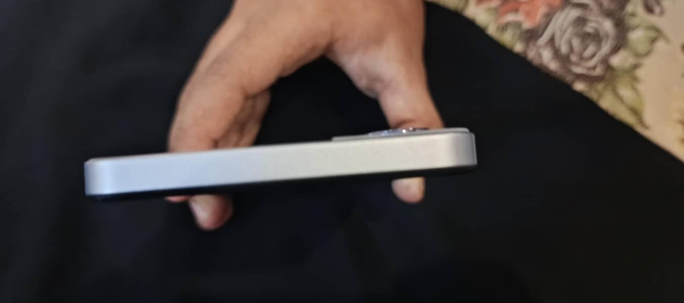 Realme C65 6