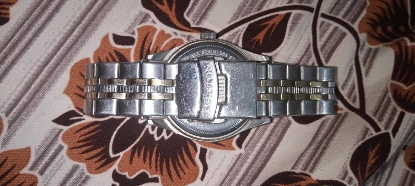 watch 2