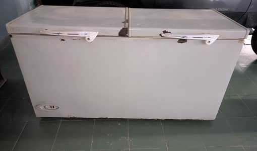WAVES FREEZER