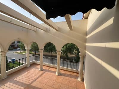 Luxurious Facing Park 8 Marla Upper Portion Available For Rent