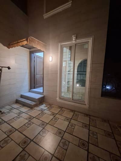 Luxurious Brand New 8 Marla Upper Portion Available For Rent