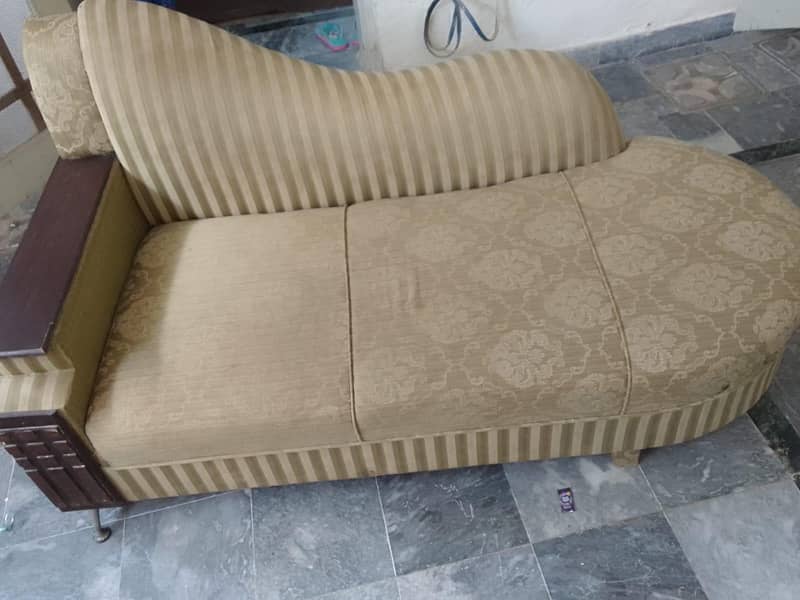 Sofa Couch (Dewan) 3
