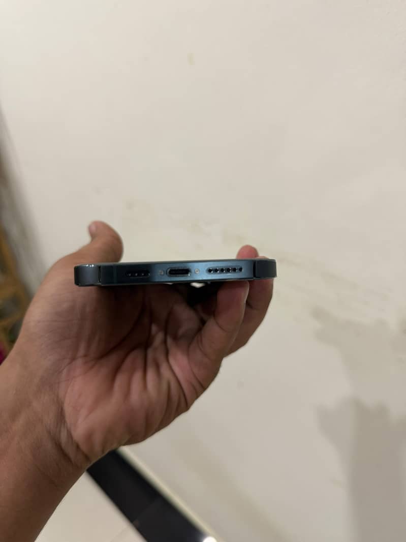 Apple iPhone 13 Pro Max 1