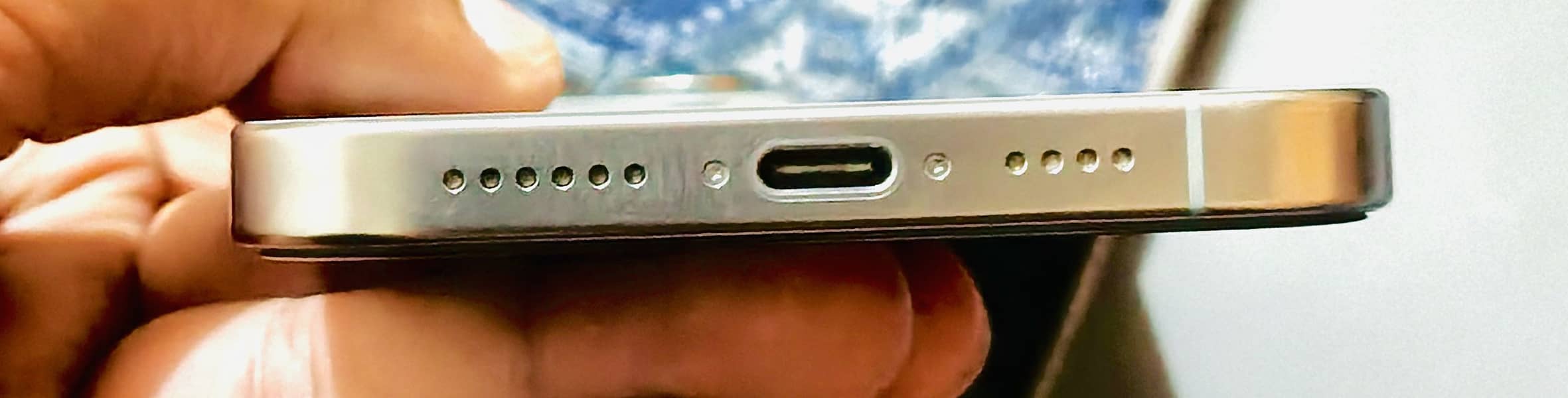 Apple iPhone 16 Pro Max 6