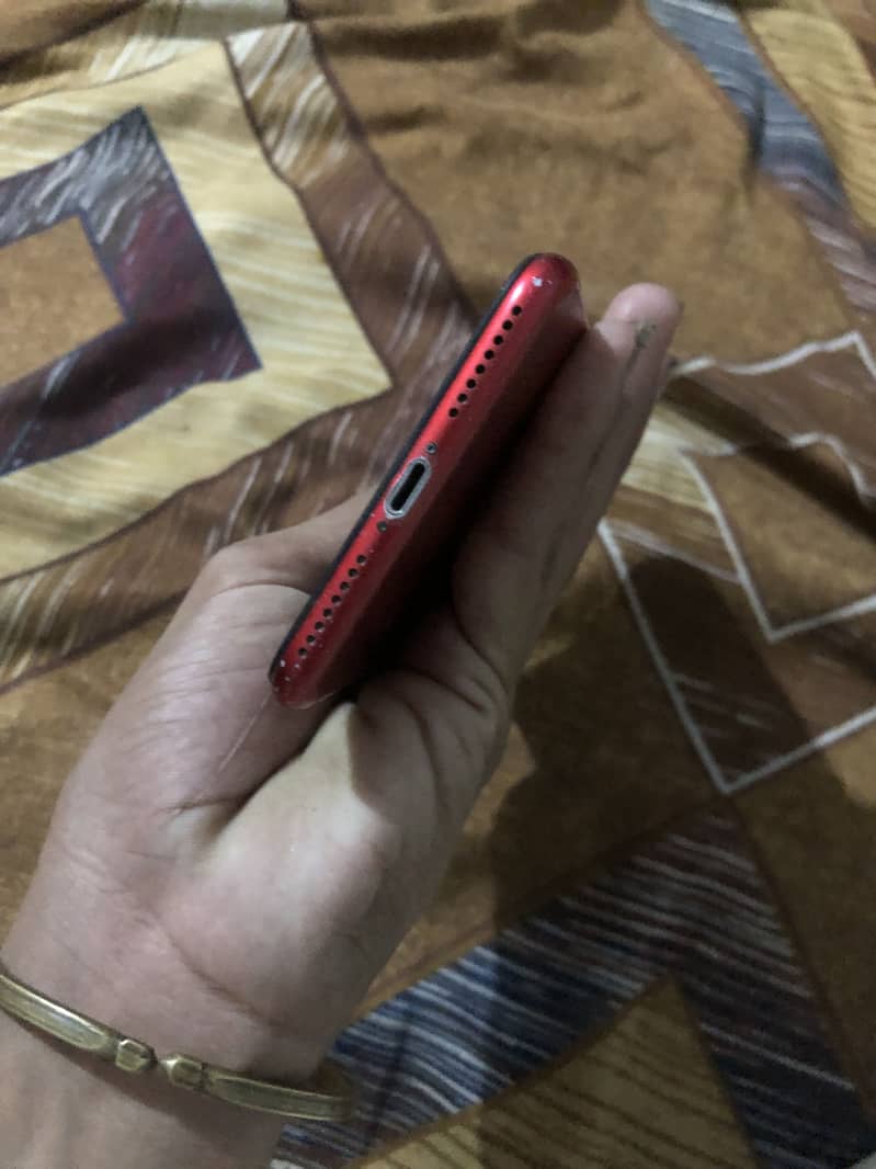 Apple iPhone 7 Plus 2