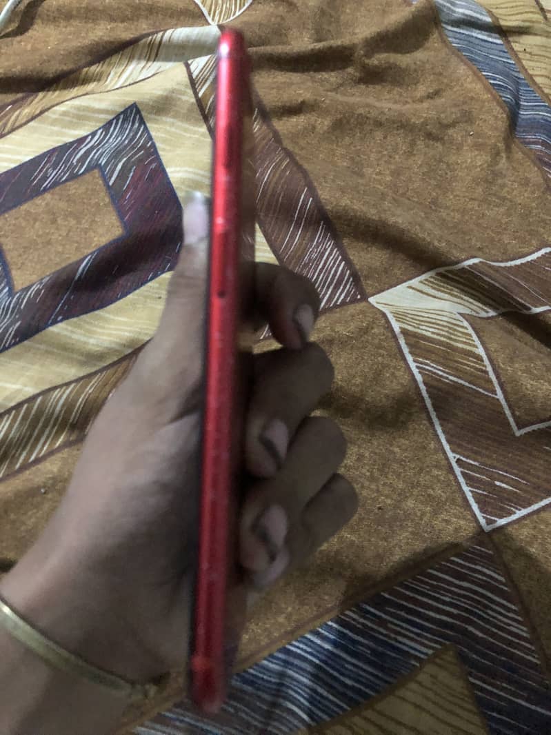 Apple iPhone 7 Plus 4