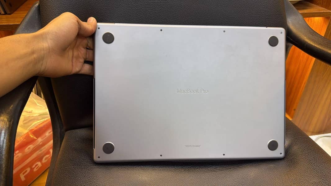 MacBook M2 pro 0