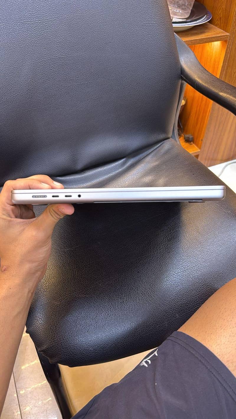 MacBook M2 pro 2
