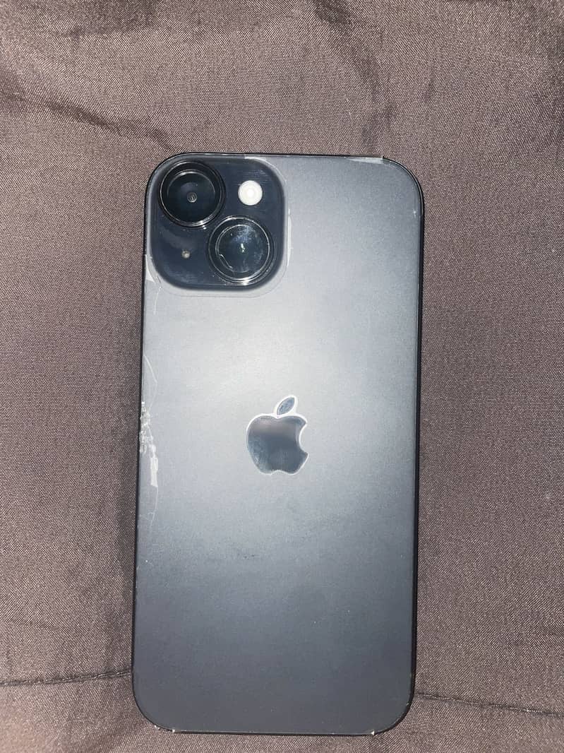 Apple iPhone 15 3