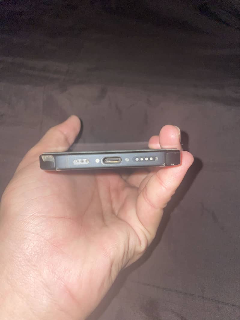 Apple iPhone 15 7