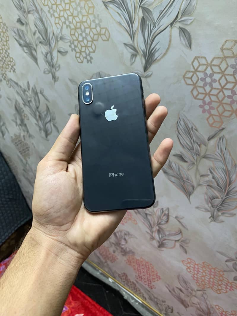 Apple iPhone X 5