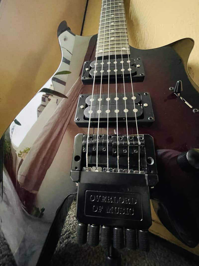 Headless guitar 4