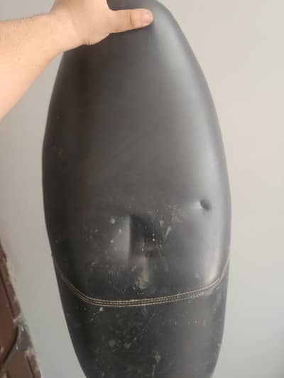 gs 150 seat