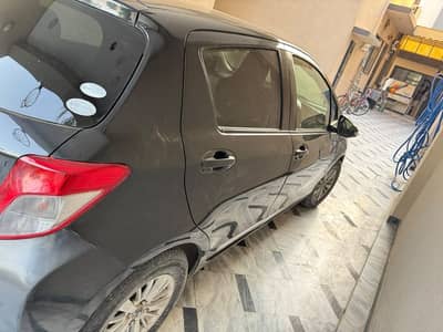 Toyota Vitz 2011
