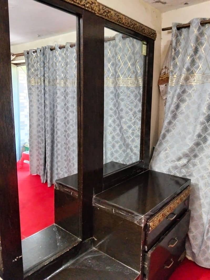 double bed side tables dressing 2