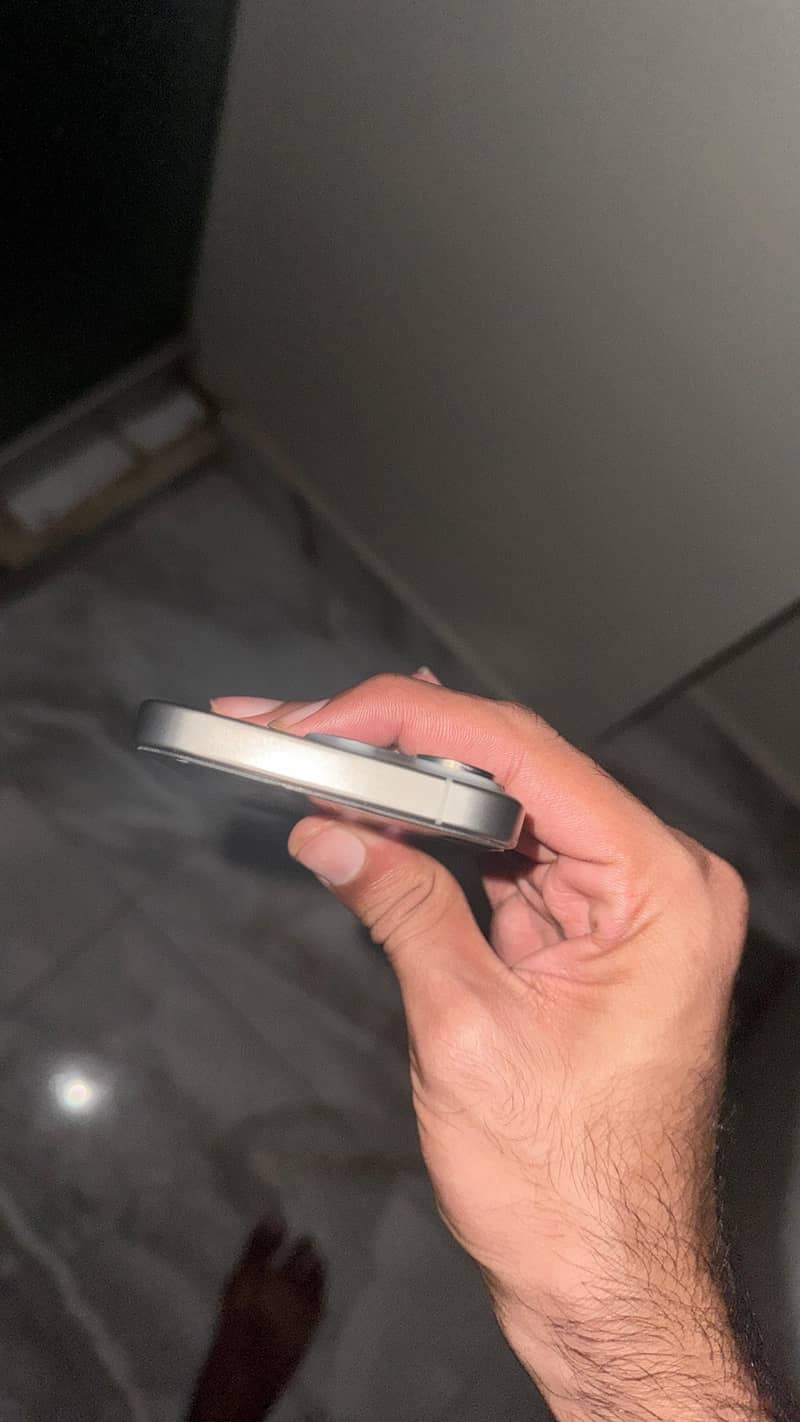 iPhone 15 Pro Bypassed 3