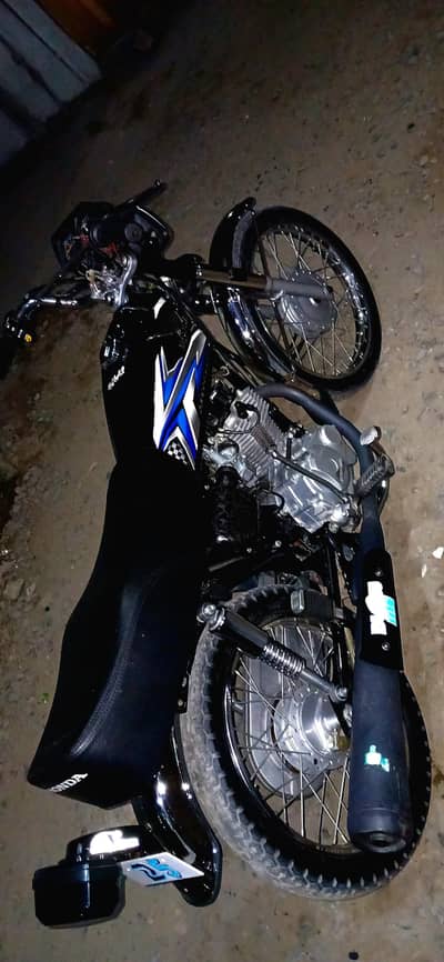 honda 125 black ma