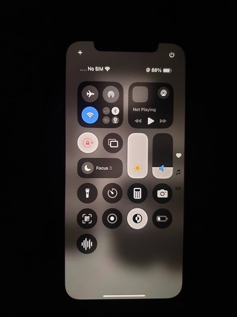 Apple iPhone 12 4