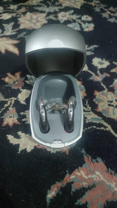 Unitron Soniton up6 premium hearing aid