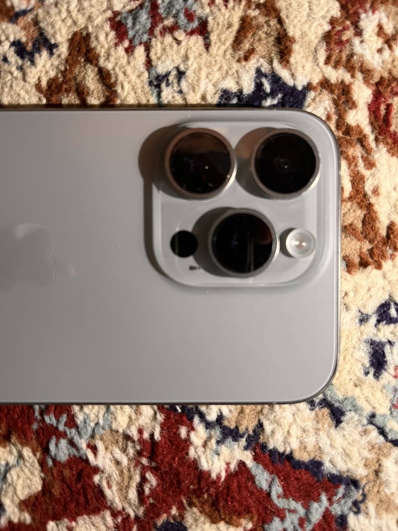 Apple iPhone 15 Pro 5