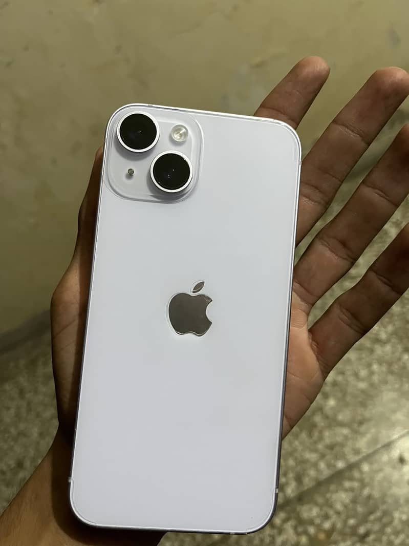 Apple iPhone 14 4