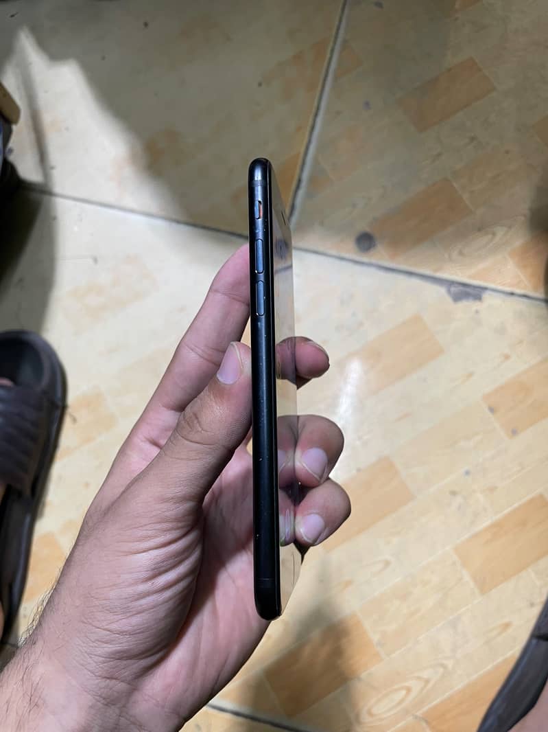 Apple iPhone SE 1