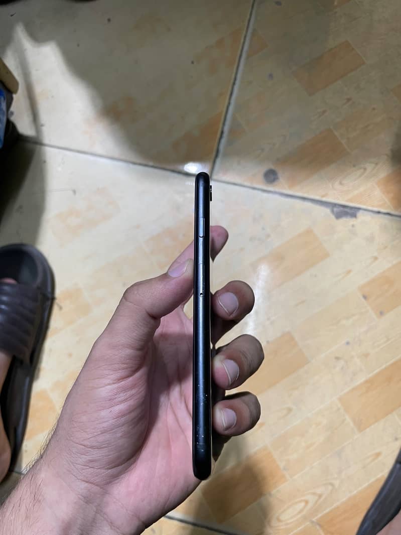 Apple iPhone SE 2