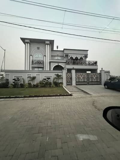500 Yards Plot Available For Sale In Pak Ideal CHS , Jinnah Avenue Scheme 33 Karachi
