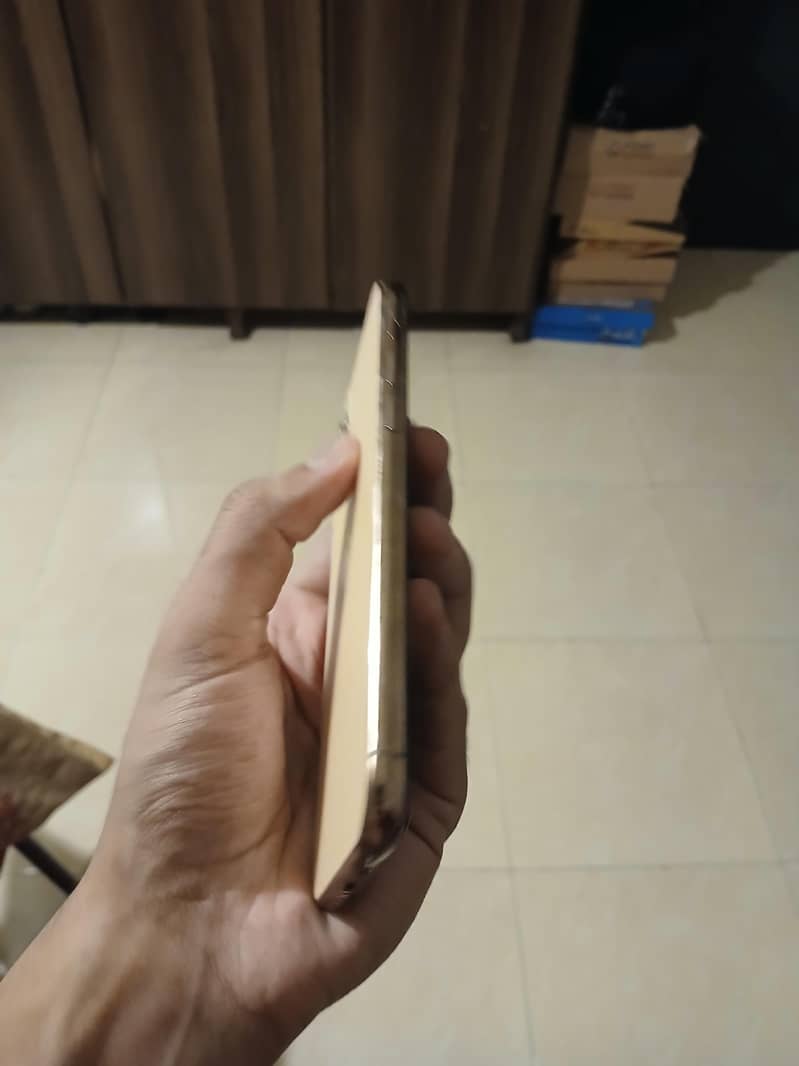 Apple iPhone 11 6