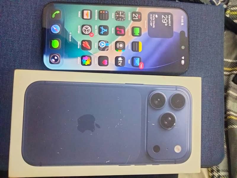 Apple iPhone 17 Pro 0