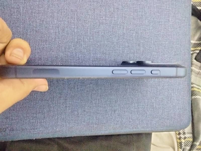 Apple iPhone 17 Pro 1