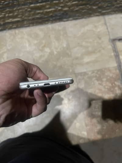 Vivo Mobile 128GB – Good Condition – Battery & Camera OK