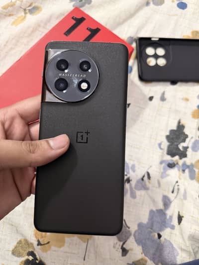 OnePlus 11 5G | 16GB RAM | 256GB | PTA Approved | 10/10
