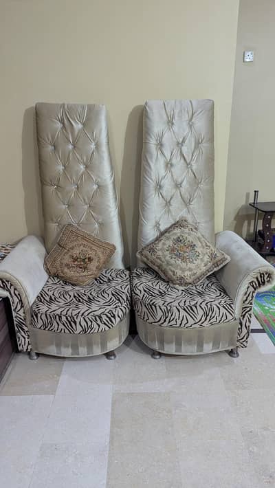 7 seater sofa with table