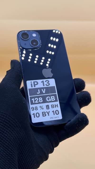 Apple iPhone 13 jv 128 GB 98% Battery Health 10 by 10