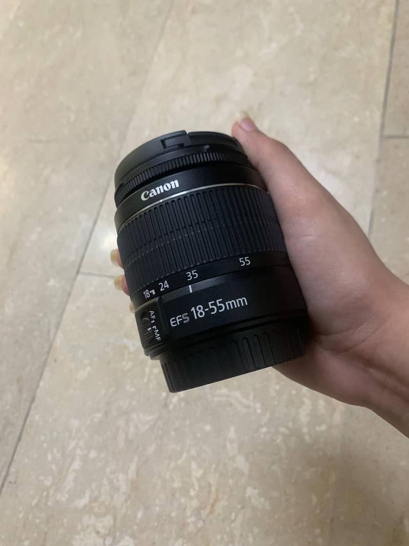 Canon EOS 2000D 5