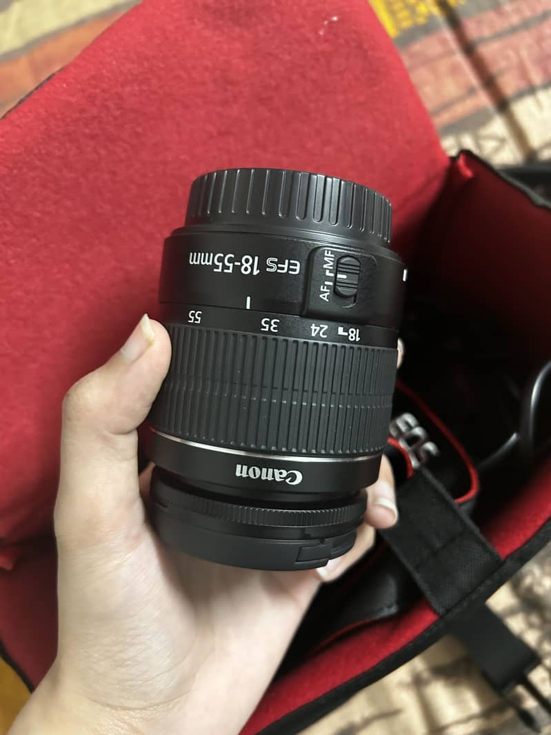 Canon EOS 2000D 8