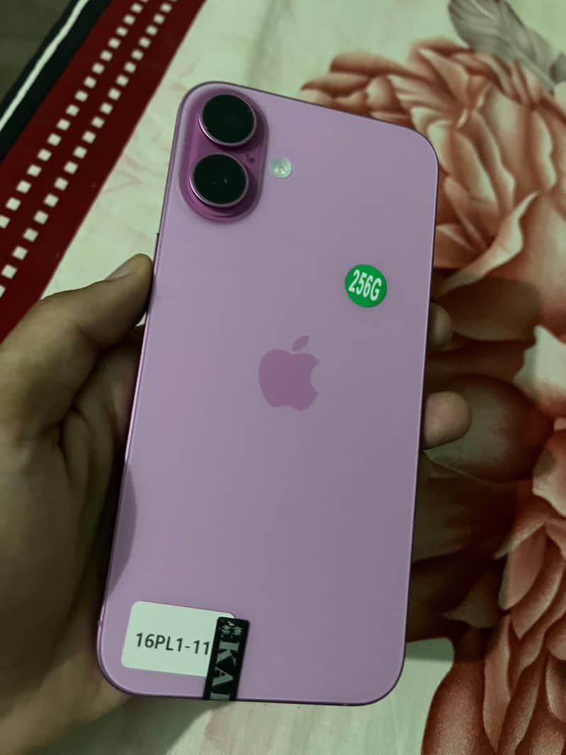 Apple iPhone 16 Plus 5